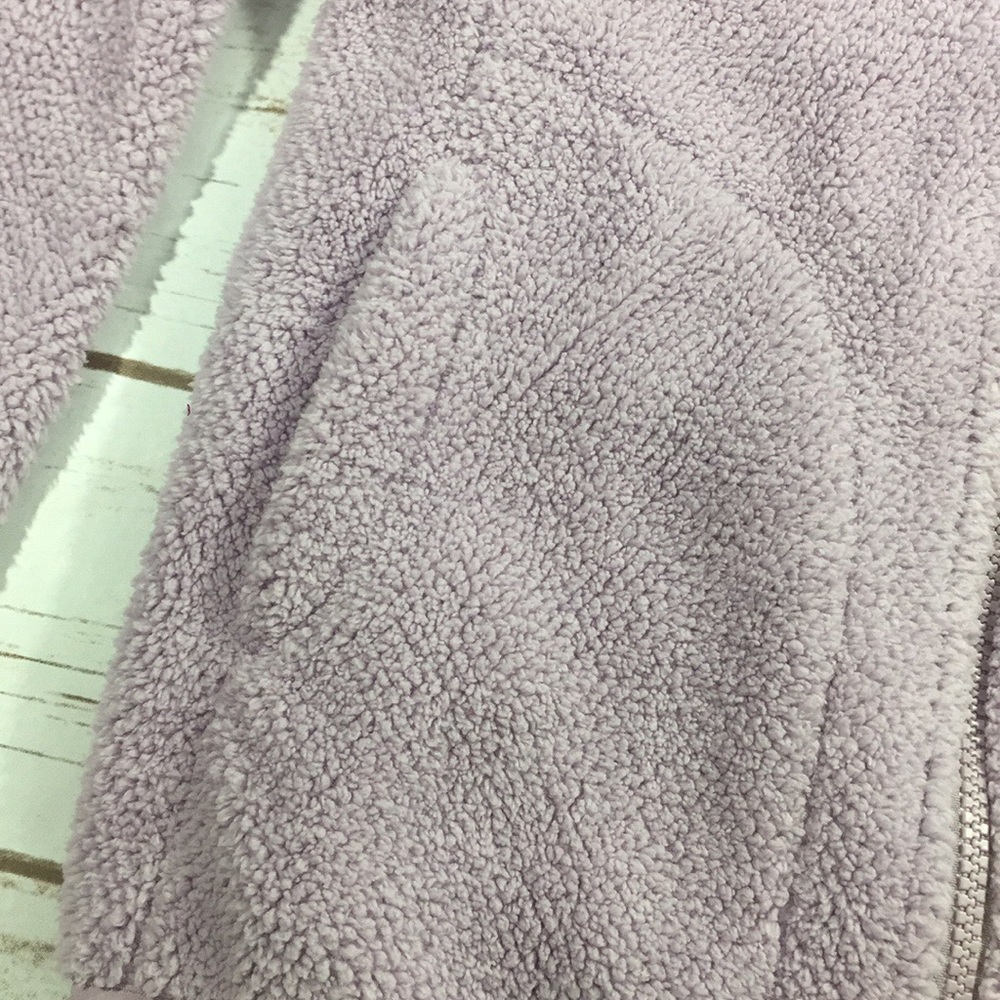 UNI QLO SWEATER JACKET 🌸 - Picture 4 of 7